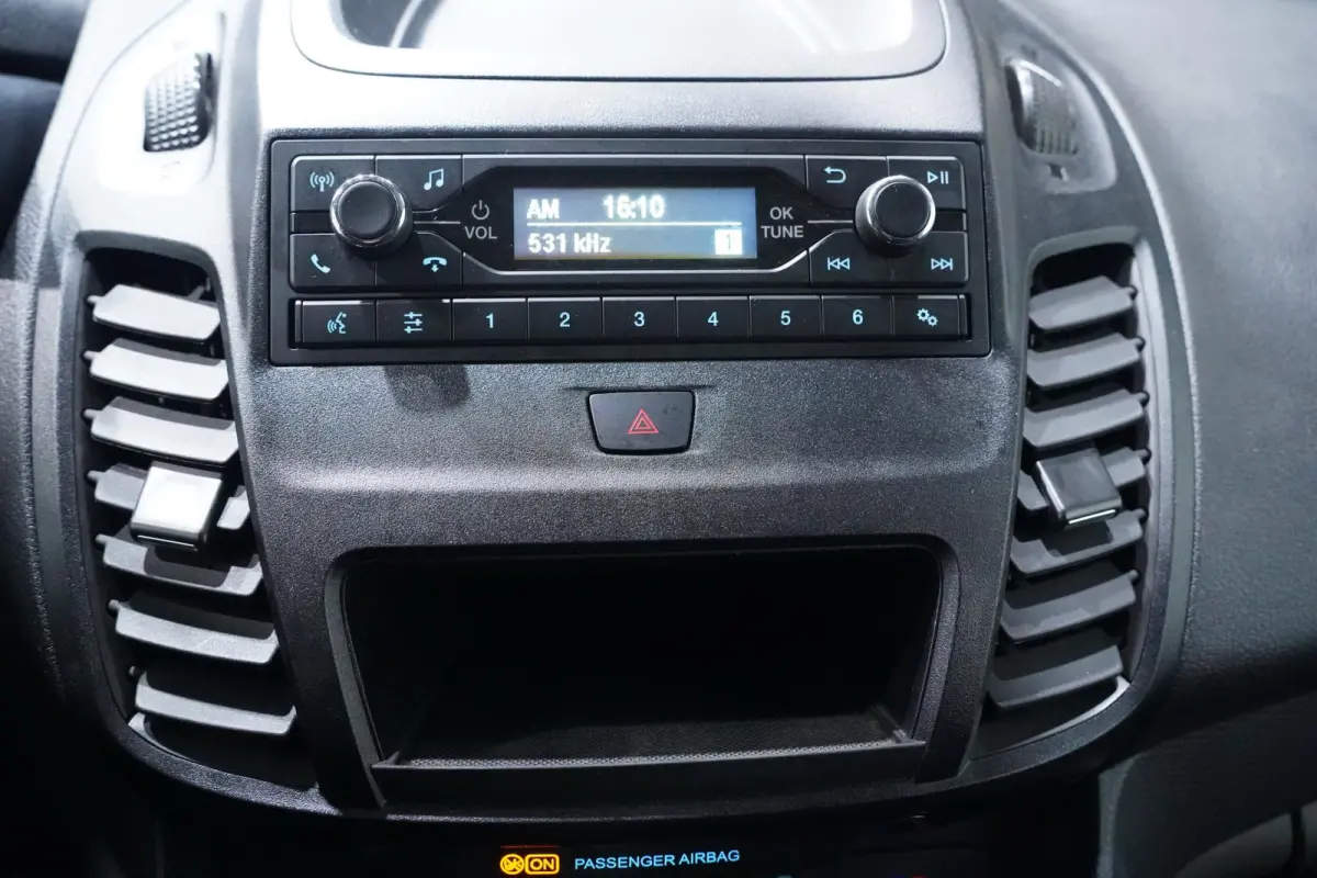 1.5 TDCi 100 pk L2 Airco, Trekhaak Cruise Control, Laadruimte Pakket, 2-Zits