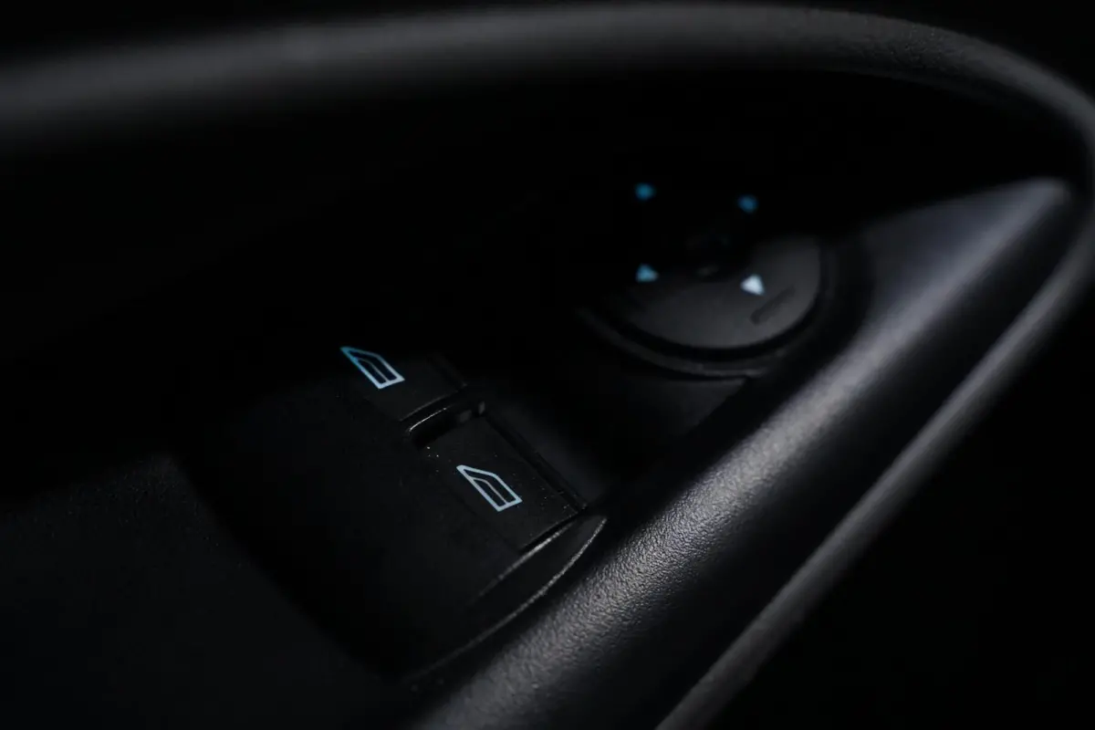 1.5 TDCi 100 pk L2 Airco, Trekhaak Cruise Control, Laadruimte Pakket, 2-Zits