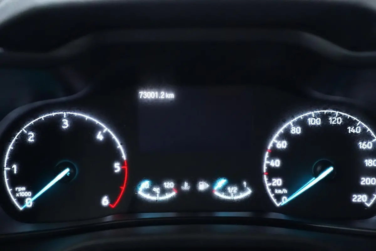 1.5 TDCi 100 pk L2 Airco, Trekhaak Cruise Control, Laadruimte Pakket, 2-Zits