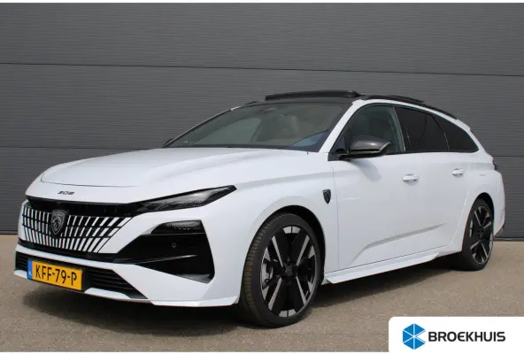 1.6 Plug-in Hybrid 195 GT | Automaat | Navigatie | Camera | Panorama/schuifdak | Focal | Nieuw model | Apple carplay |
