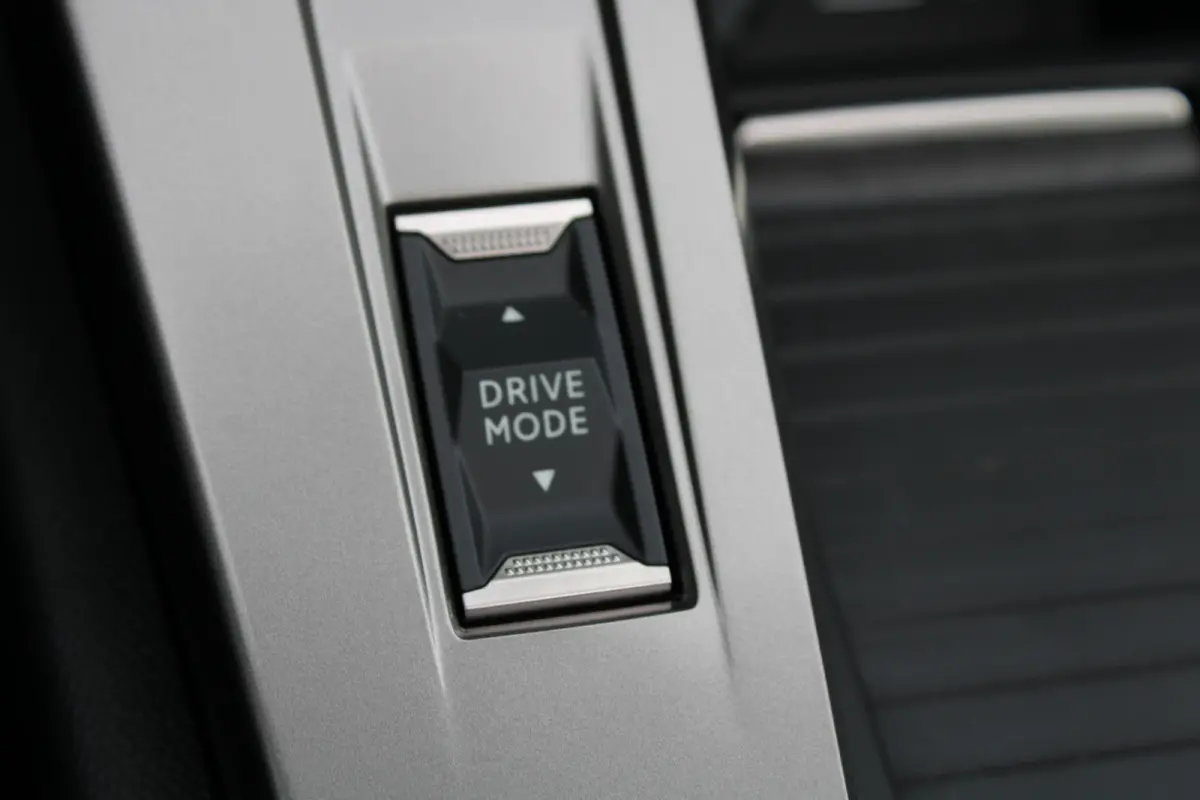 1.6 Plug-in Hybrid 195 GT | Automaat | Navigatie | Camera | Panorama/schuifdak | Focal | Nieuw model | Apple carplay |