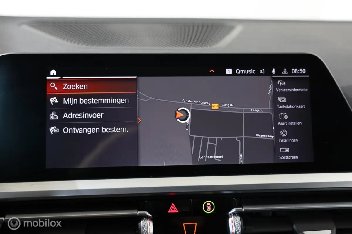 318i - Carplay - Stoelverwarming - Navi