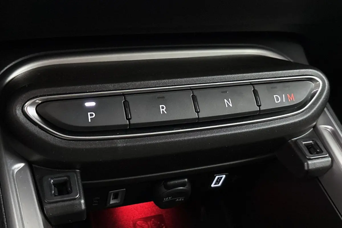 1.2 e-Hybrid Summit / Navi / Carplay / Winterpakket /  2+6 Jaar Garantie