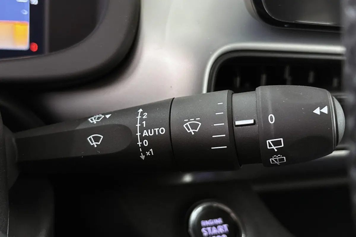 1.2 e-Hybrid Summit / Navi / Carplay / Winterpakket /  2+6 Jaar Garantie