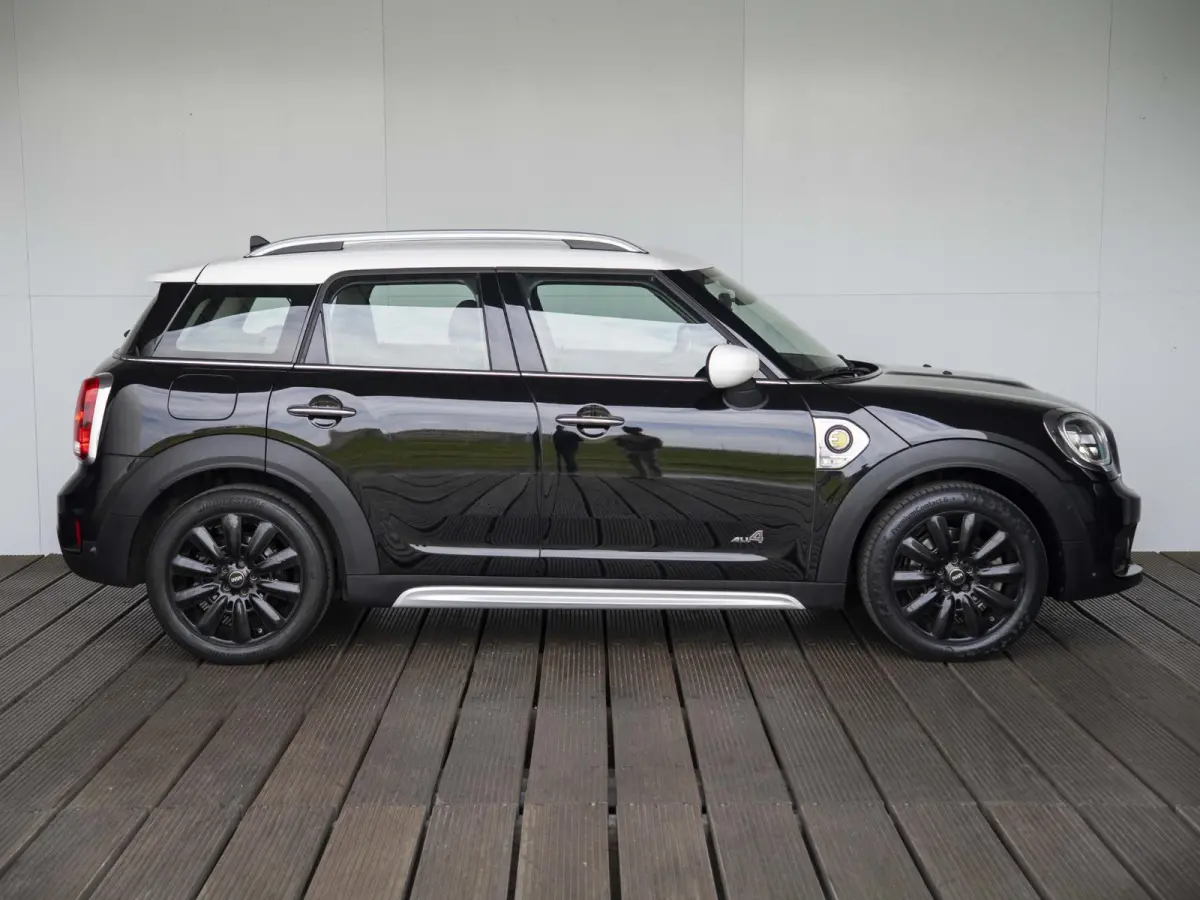 Cooper SE ALL4 Chili SoH 82% | + Achteruitrijcamera + elektrische achterklep + Stoelverwarming
