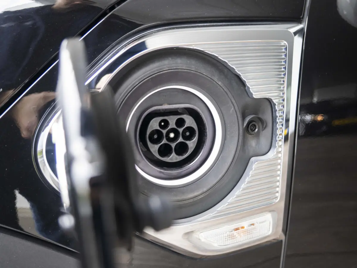 Cooper SE ALL4 Chili SoH 82% | + Achteruitrijcamera + elektrische achterklep + Stoelverwarming