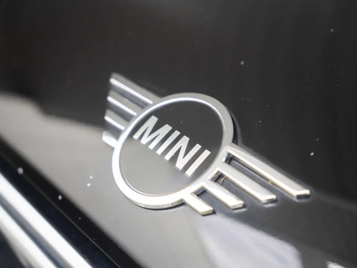 Cooper SE ALL4 Chili SoH 82% | + Achteruitrijcamera + elektrische achterklep + Stoelverwarming