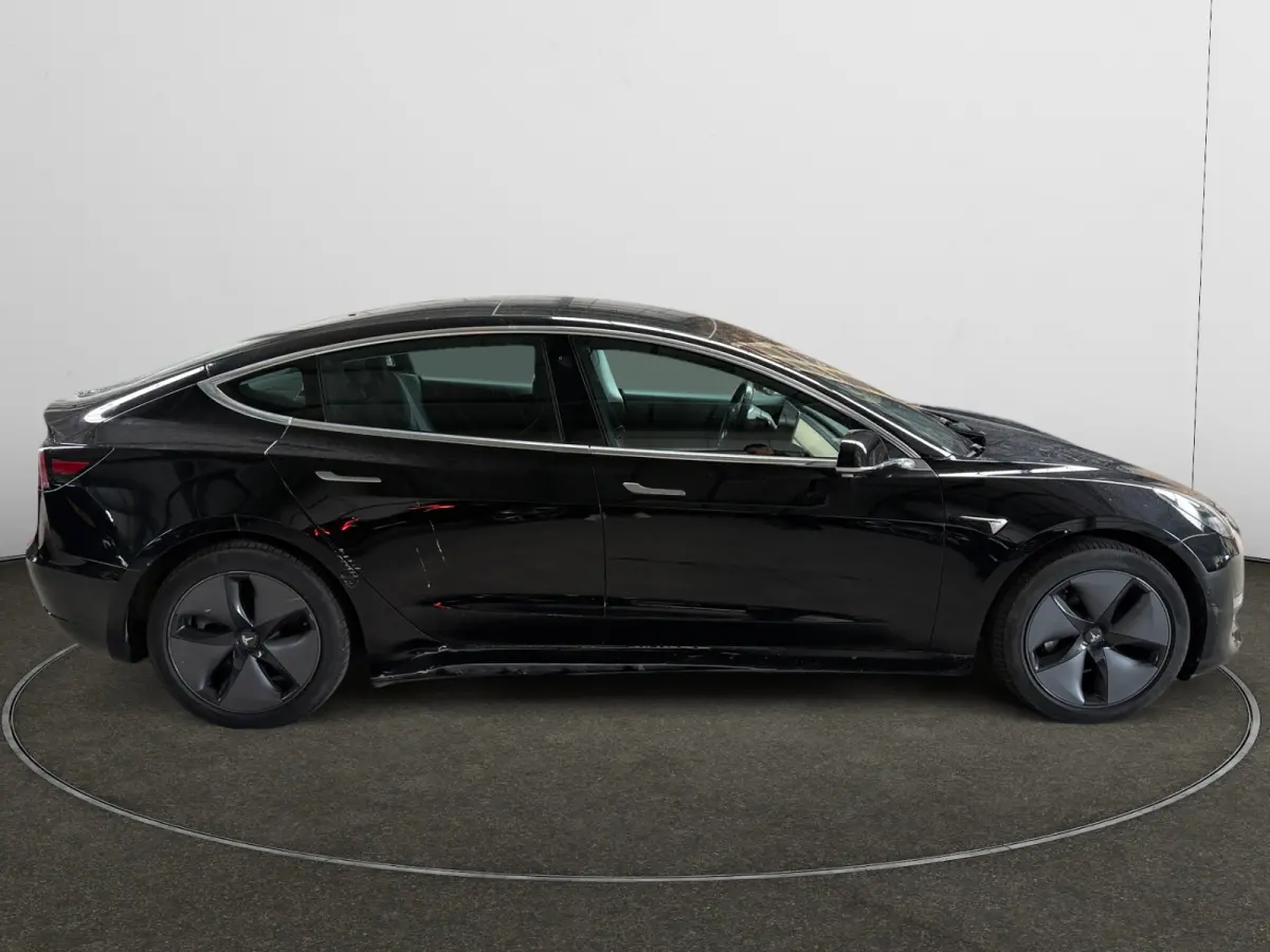 Long Range AWD 75 kWh SOH 85%, Autopilot, Panoramadak, Stoelverwarming