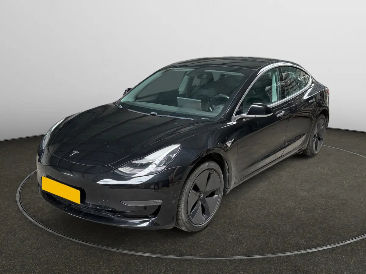 Long Range AWD 75 kWh SOH 85%, Autopilot, Panoramadak, Stoelverwarming