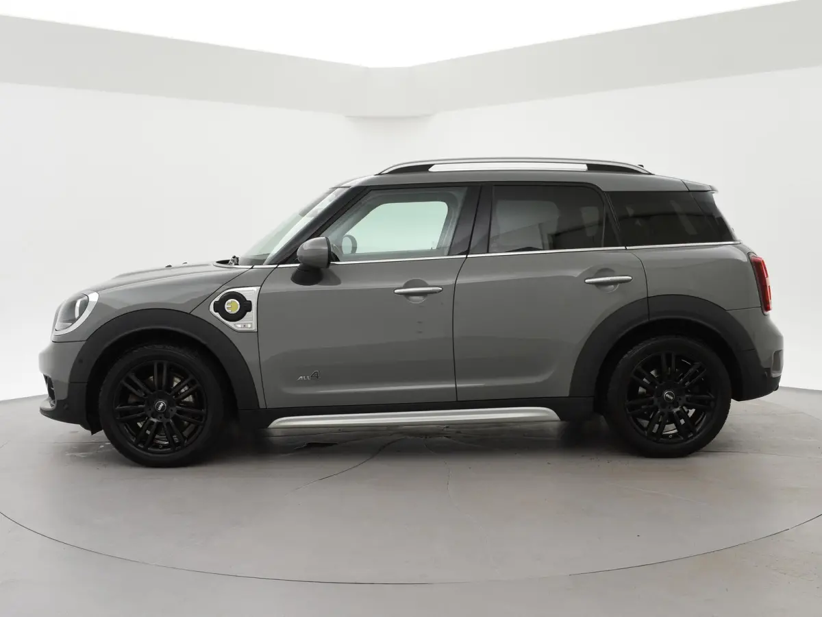 1.5 Cooper ALL4 224 PK PLUG-IN HYBRID *MOONWALK GREY*  + UNION JACK | STOELVERW.