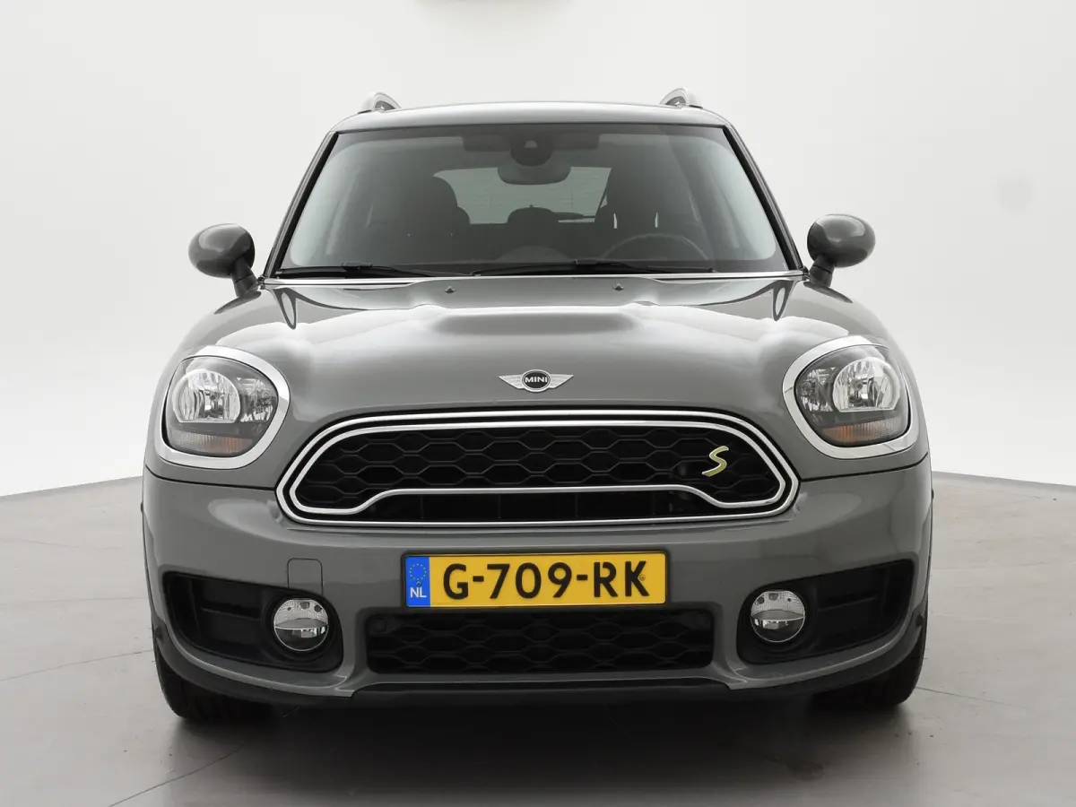 1.5 Cooper ALL4 224 PK PLUG-IN HYBRID *MOONWALK GREY*  + UNION JACK | STOELVERW.