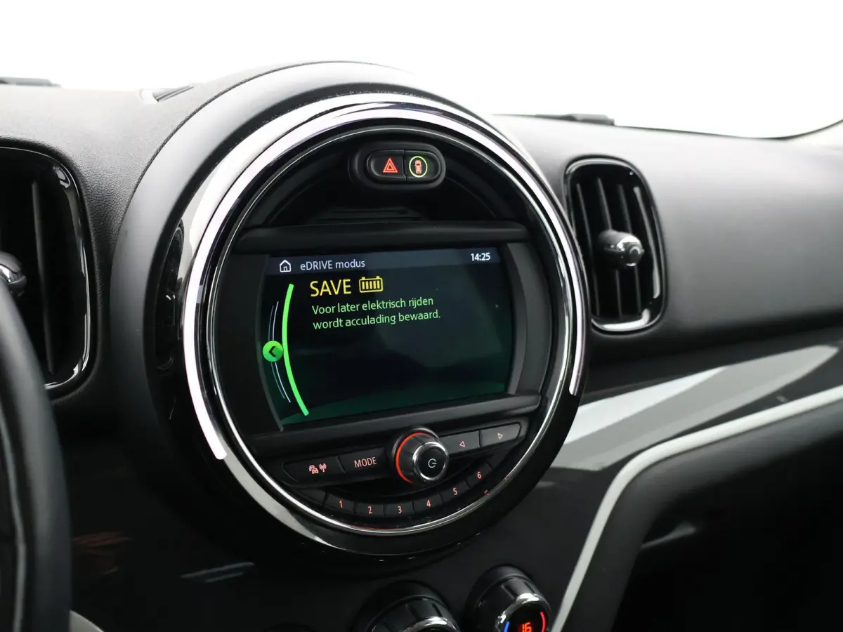 1.5 Cooper ALL4 224 PK PLUG-IN HYBRID *MOONWALK GREY*  + UNION JACK | STOELVERW.