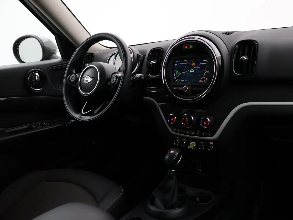 1.5 Cooper ALL4 224 PK PLUG-IN HYBRID *MOONWALK GREY*  + UNION JACK | STOELVERW.