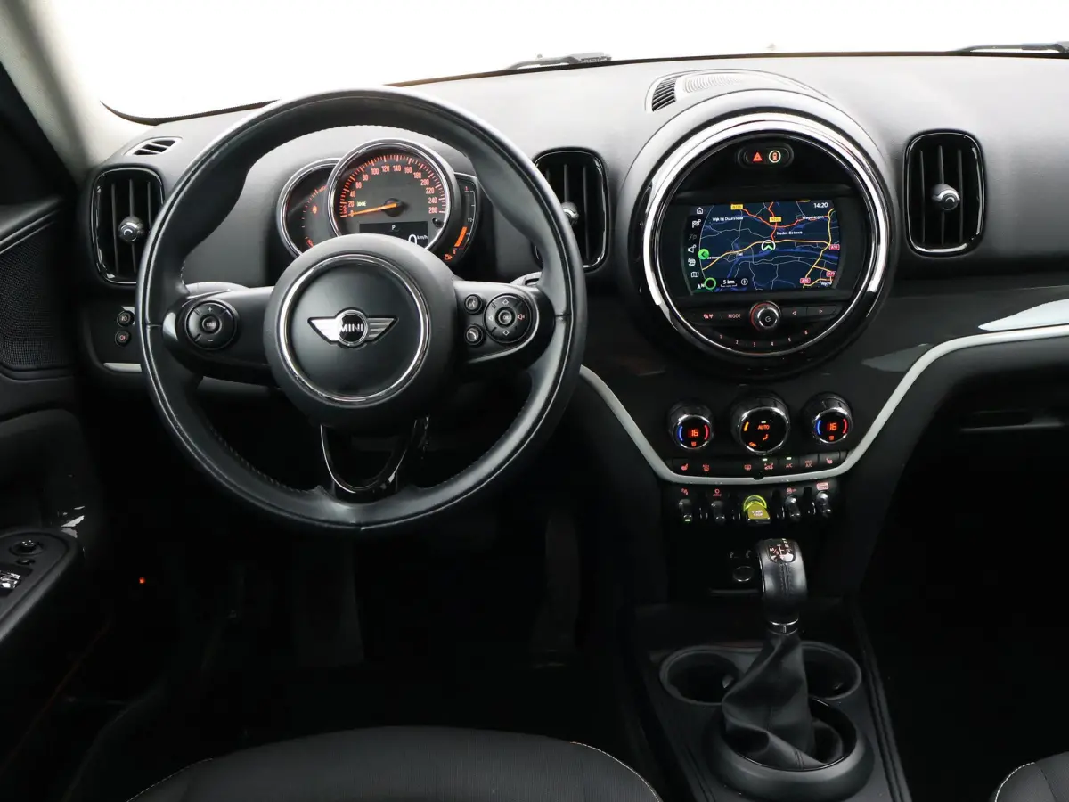 1.5 Cooper ALL4 224 PK PLUG-IN HYBRID *MOONWALK GREY*  + UNION JACK | STOELVERW.