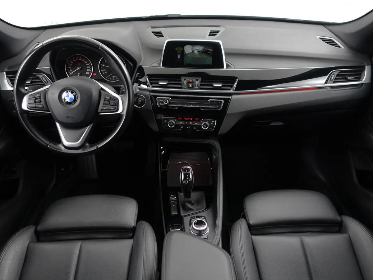 sDrive18i M Sport Aut- Sport leder Interieur, Sfeerverlichting, Camera, Xenon Led, Stoelverwarming