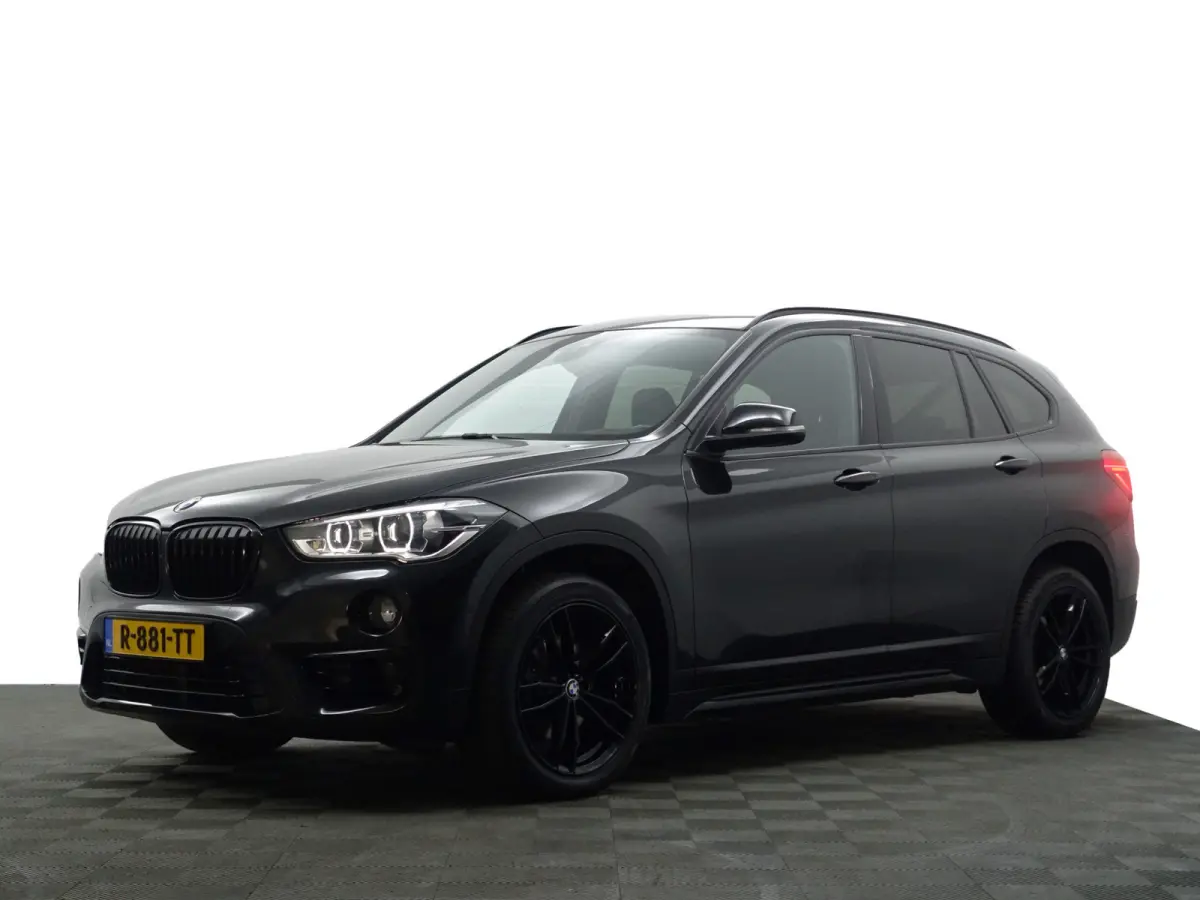 sDrive18i M Sport Aut- Sport leder Interieur, Sfeerverlichting, Camera, Xenon Led, Stoelverwarming