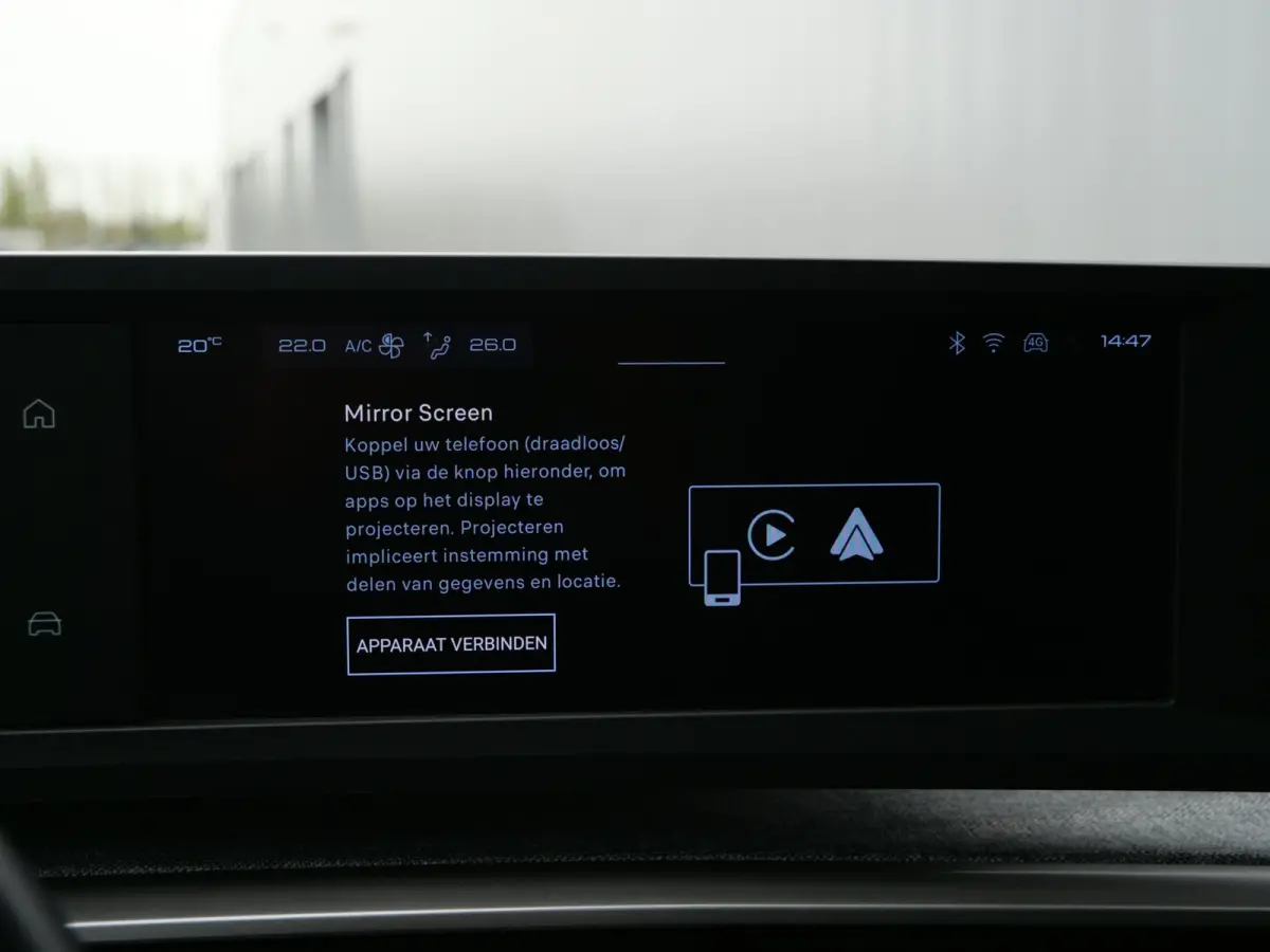 1.2 Hybrid 136 Pk Allure Automaat DAB / Apple Carplay / Camera / 19 inch
