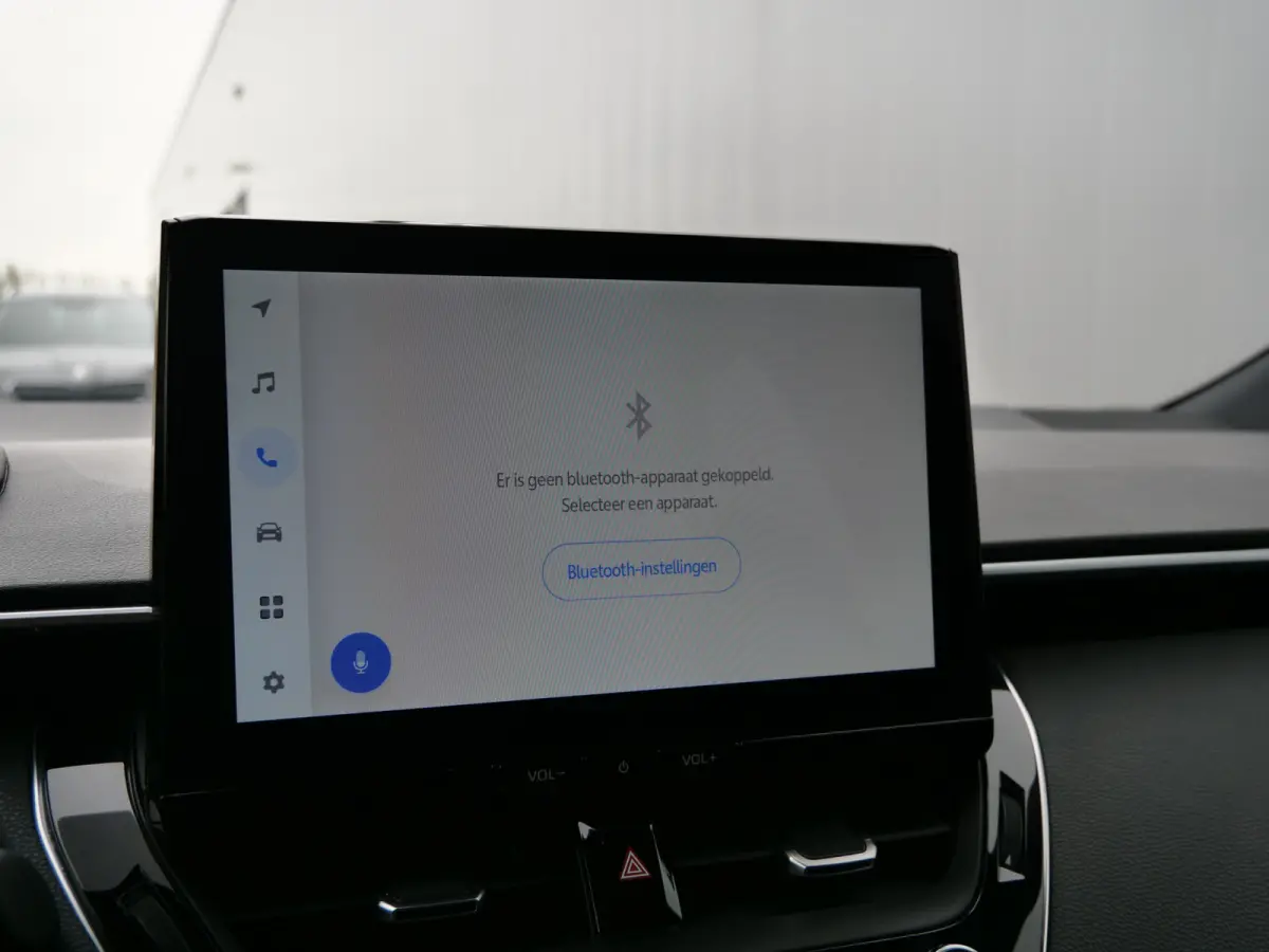 Hybrid 140 Pk Business Automaat Apple Carplay / DAB / Camera / Stoel- en stuurverwarming