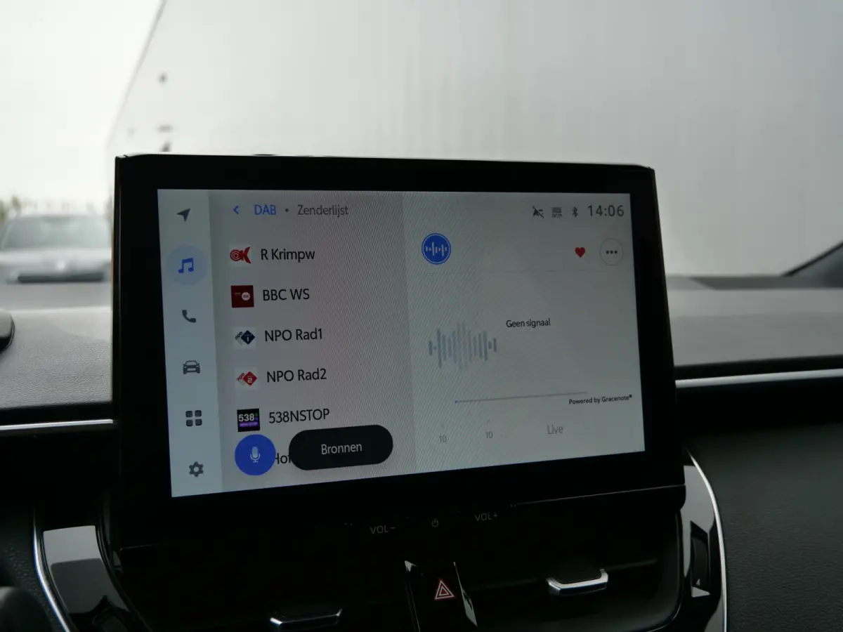 Hybrid 140 Pk Business Automaat Apple Carplay / DAB / Camera / Stoel- en stuurverwarming