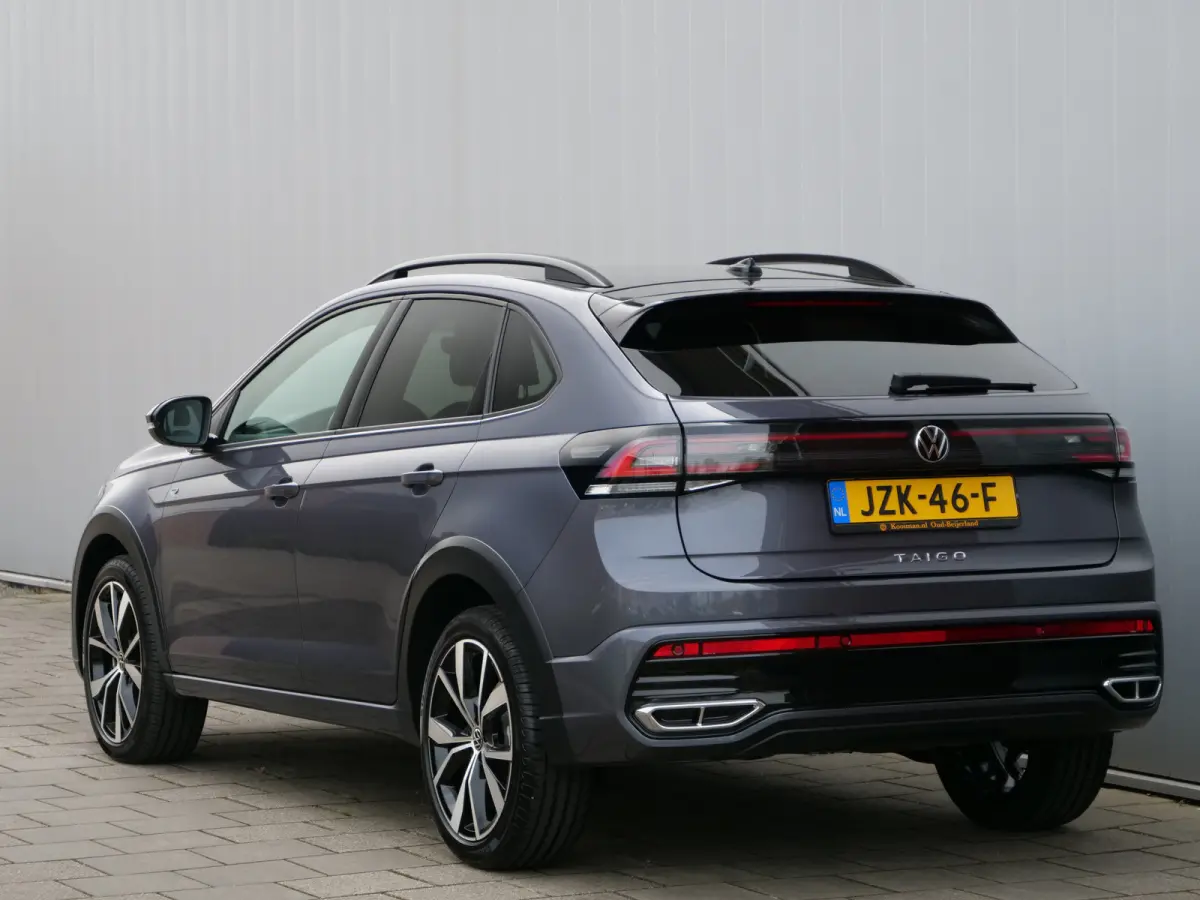 1.0 TSI R-Line Edition 116 Pk Automaat DAB / Apple Carplay / Camera / Stoelverwarming