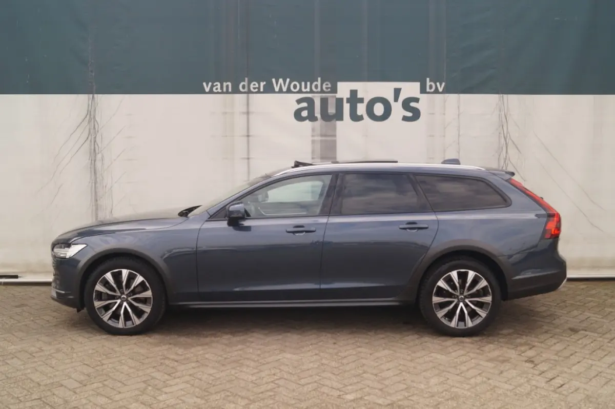2.0 B5 250pk AWD Pro -PANO-LEER-CAM-ECC-NAVI-