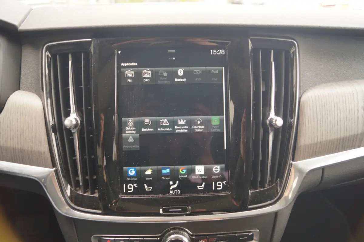 2.0 B5 250pk AWD Pro -PANO-LEER-CAM-ECC-NAVI-