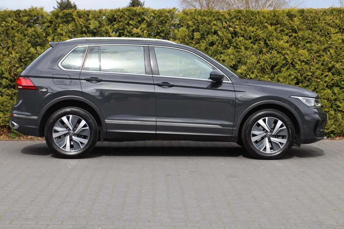 1.4 TSI eHybrid | HUD | 3-Zone | Stuurverwarming | CarPlay | Virtual | Blindspot | ACC