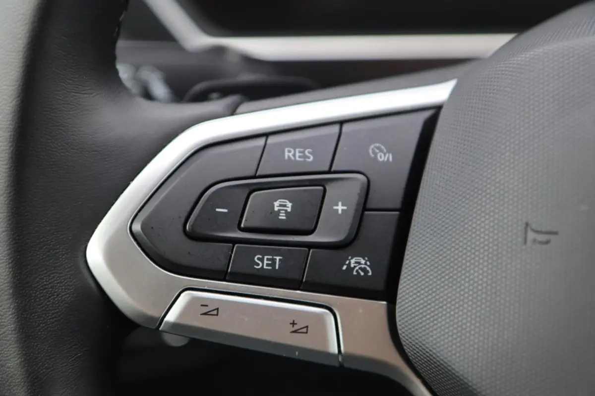 1.4 TSI eHybrid | HUD | 3-Zone | Stuurverwarming | CarPlay | Virtual | Blindspot | ACC