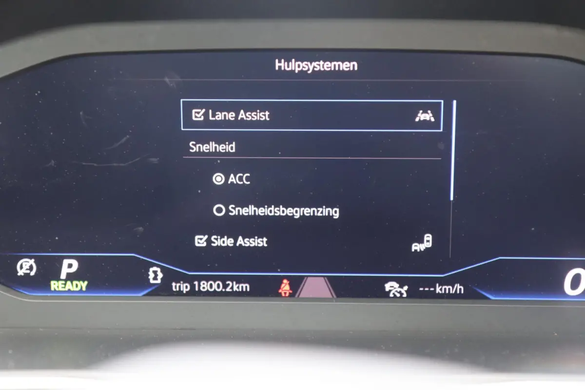 1.4 TSI eHybrid | HUD | 3-Zone | Stuurverwarming | CarPlay | Virtual | Blindspot | ACC