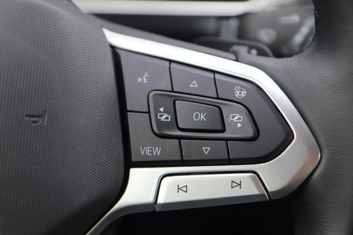 1.4 TSI eHybrid | HUD | 3-Zone | Stuurverwarming | CarPlay | Virtual | Blindspot | ACC