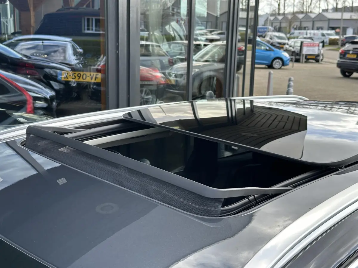 2.0 T8 AWD Inscription | DEALERONDERHOUDEN | 1e Eigenaar | 20" | B&W Audio | PANO | Trekhaak | Massage | Stoelverkoeling |