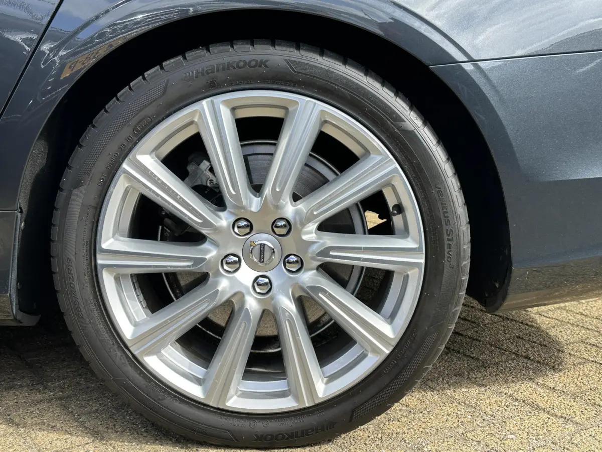 2.0 T8 AWD Inscription | DEALERONDERHOUDEN | 1e Eigenaar | 20" | B&W Audio | PANO | Trekhaak | Massage | Stoelverkoeling |