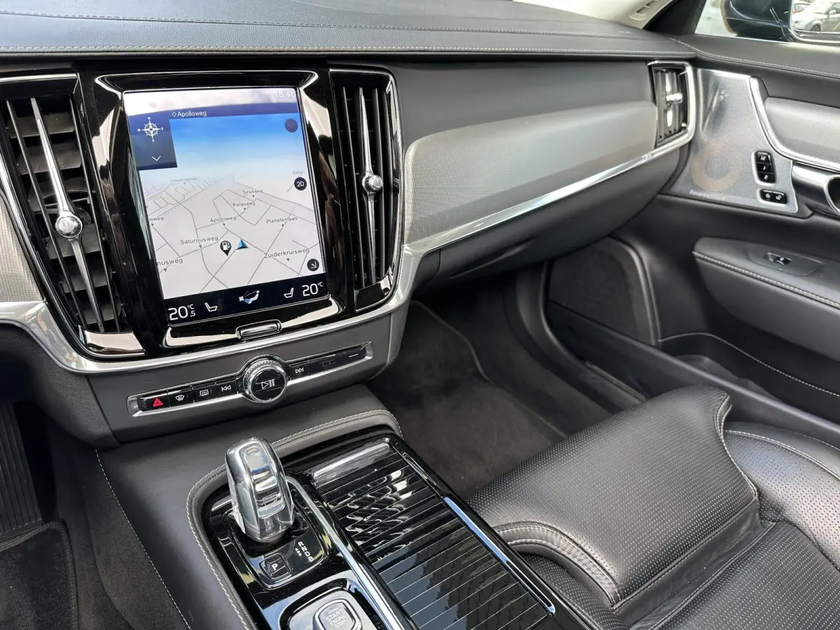 2.0 T8 AWD Inscription | DEALERONDERHOUDEN | 1e Eigenaar | 20" | B&W Audio | PANO | Trekhaak | Massage | Stoelverkoeling |