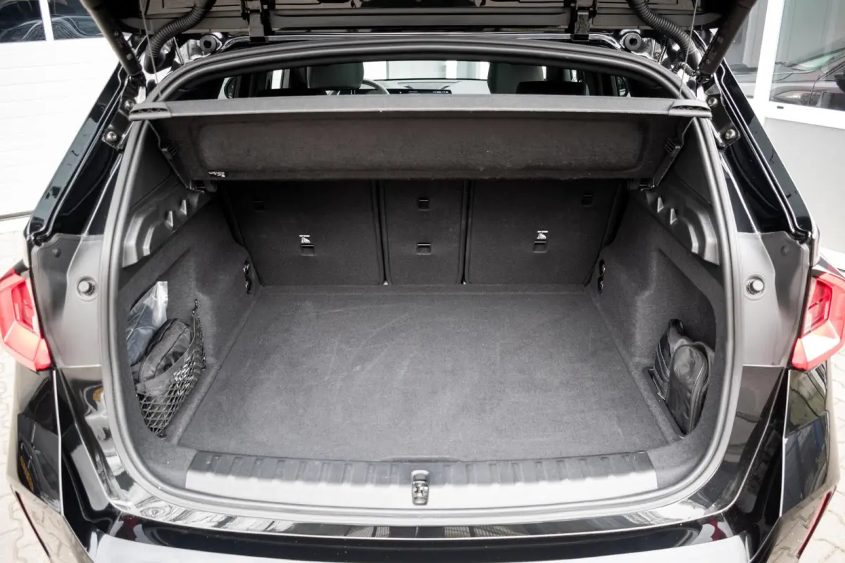 xDrive23i|PANO|HEAD-UP|HARMAN|STOELMASSAGE|ELEK.TREKHAAK