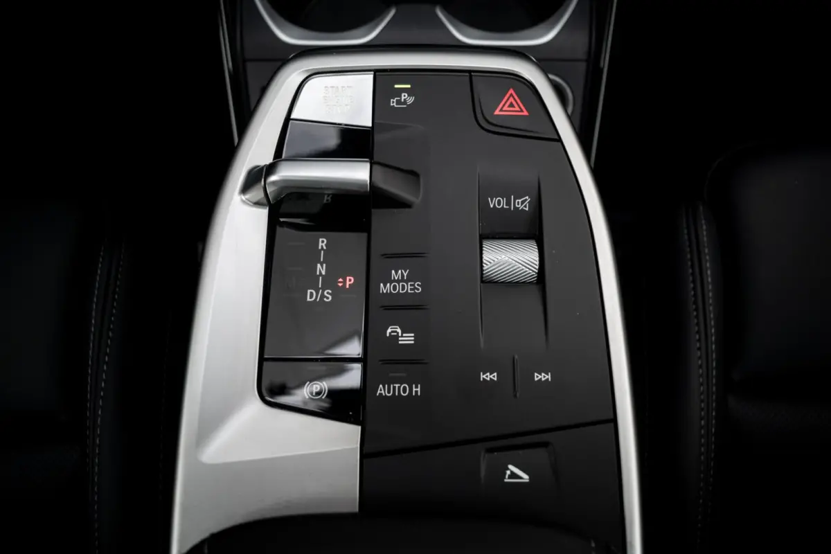 xDrive23i|PANO|HEAD-UP|HARMAN|STOELMASSAGE|ELEK.TREKHAAK