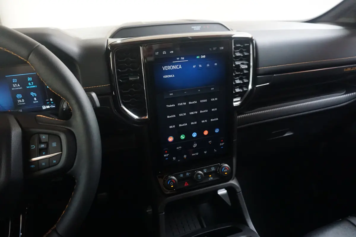 Wildtrak Dubbel Cabine 2.3 PHEV | 0,99% Financial Lease | Ex. BTW / Incl. BPM | Elektrische Rollertop | Voorraad, Snel Leverbaar! |
