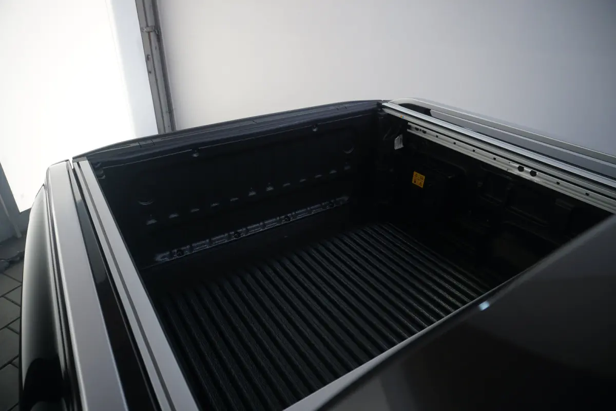 Wildtrak Dubbel Cabine 2.3 PHEV | 0,99% Financial Lease | Ex. BTW / Incl. BPM | Elektrische Rollertop | Voorraad, Snel Leverbaar! |