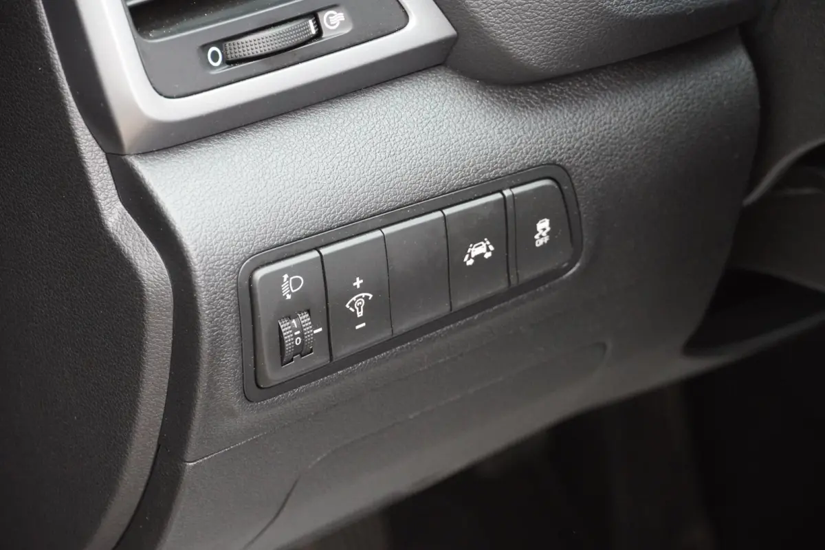 1.6 GDi NAP DAB+/Navi/Clima/Cruise/PDC/LaneAs