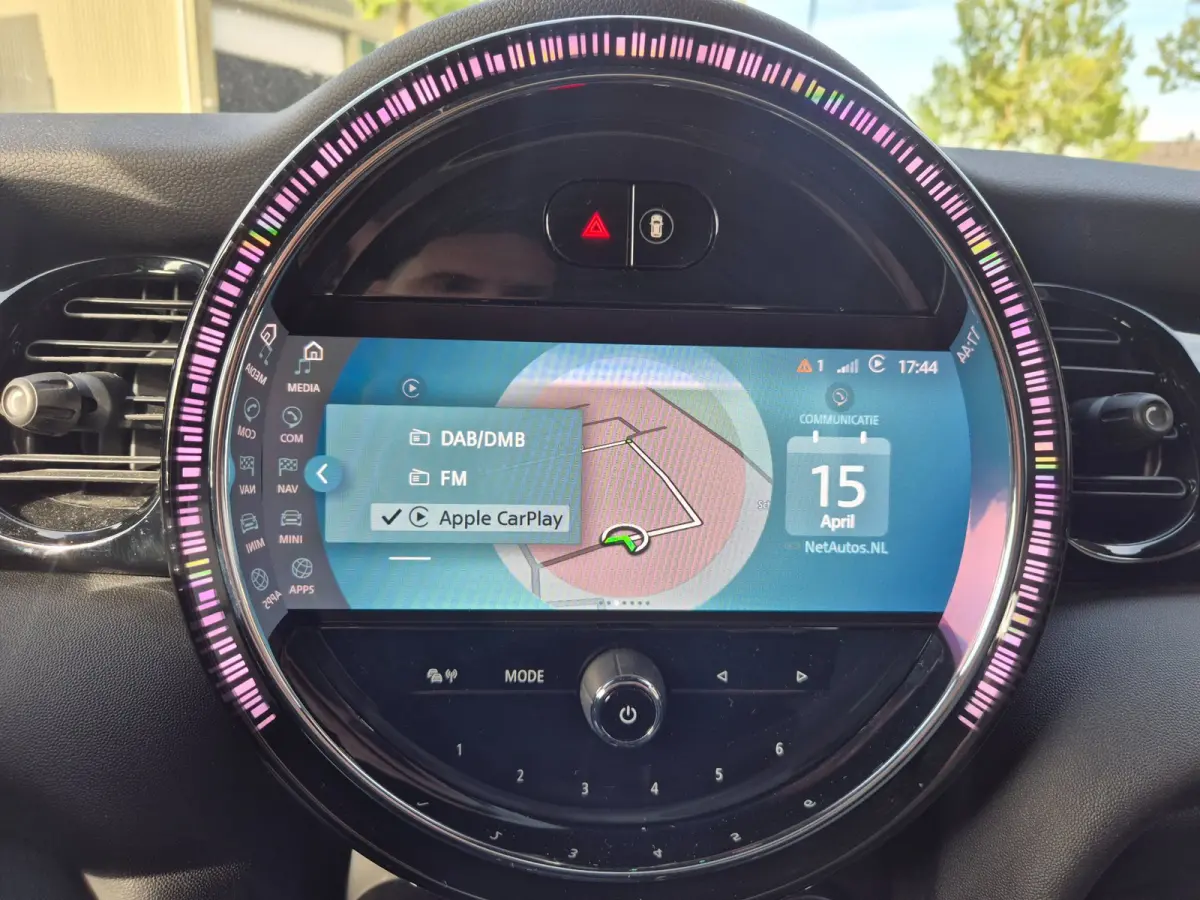 Camden Edition CarPlay Black Panel Navi 2e Eig NAP NL Zwart DAK & Lm velgen
