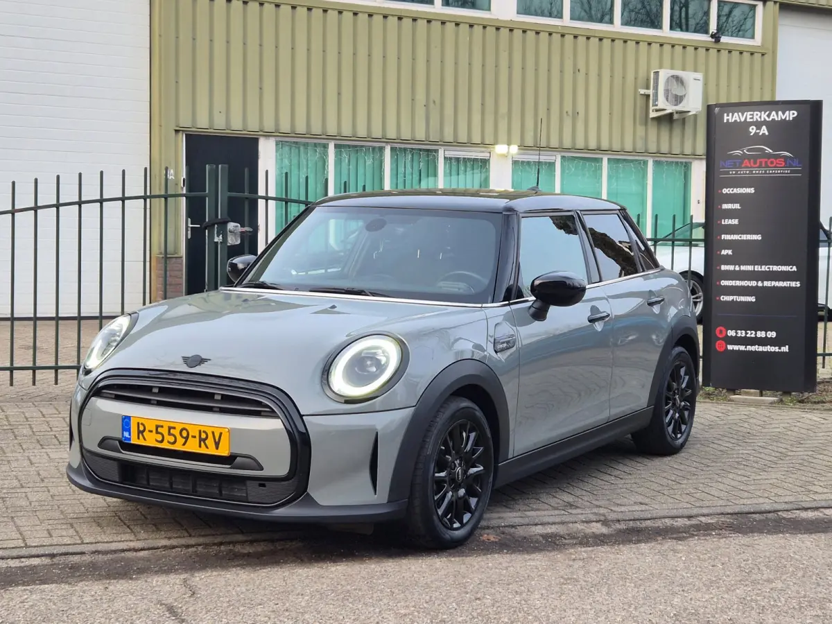 Camden Edition CarPlay Black Panel Navi 2e Eig NAP NL Zwart DAK & Lm velgen