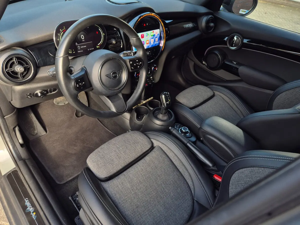 Camden Edition CarPlay Black Panel Navi 2e Eig NAP NL Zwart DAK & Lm velgen