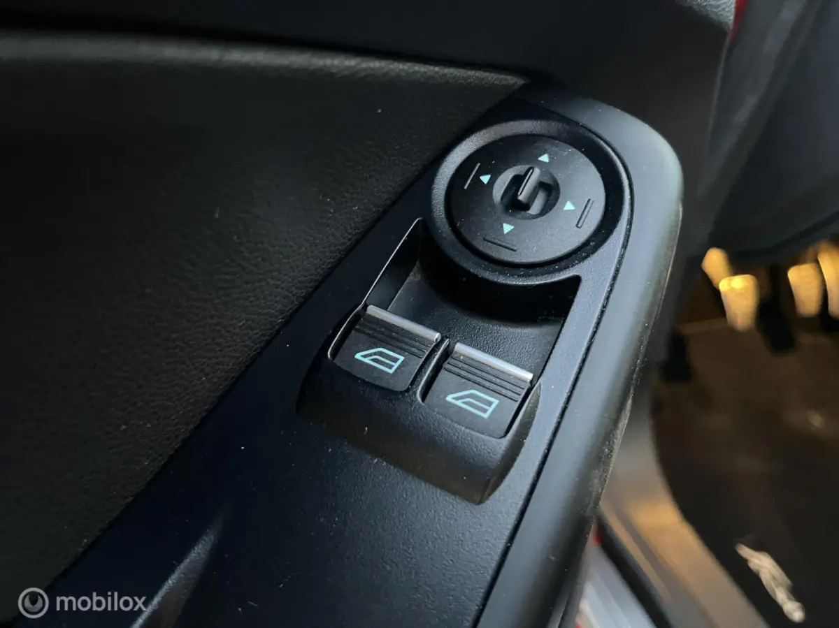 1.0 EcoBoost ST-LINE*CLIMA*STOELVERWARMING*
