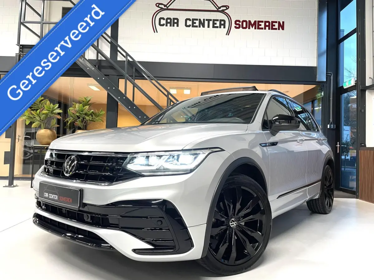 1.5 TSI R-Line Black Style/ Cam/ Pano/ 20'inch/ Trekhaak/ IQ Matrix