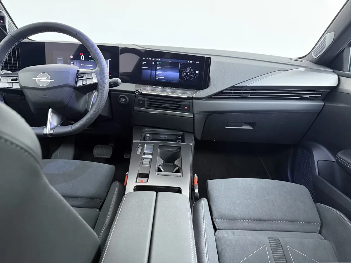 Ultimate 58 kWh | DEMO | 11 kW Boordlader | Achteruitrijcamera 180° | Adaptive Cruise control