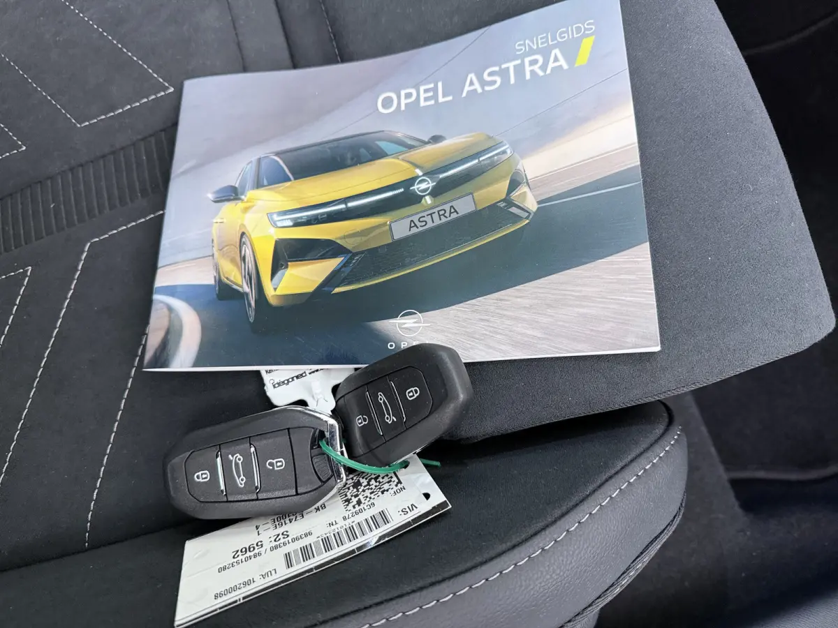 Ultimate 58 kWh | DEMO | 11 kW Boordlader | Achteruitrijcamera 180° | Adaptive Cruise control