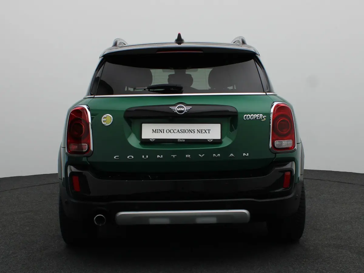 Cooper ALL4 Chili + MINI Yours Trim Pakket + Visibility Package + Panoramadak + Elektrisch Verstelbare Voorstoelen + Harman Kardon + 19''
