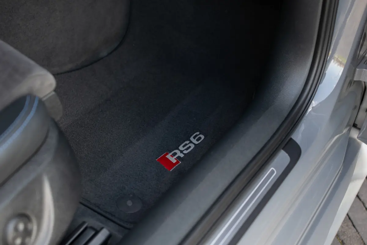 4.0 TFSI RS 6 Quattro Performance Carbon|Nardo|Memory|21"|Matrix LED|Bose|New Service