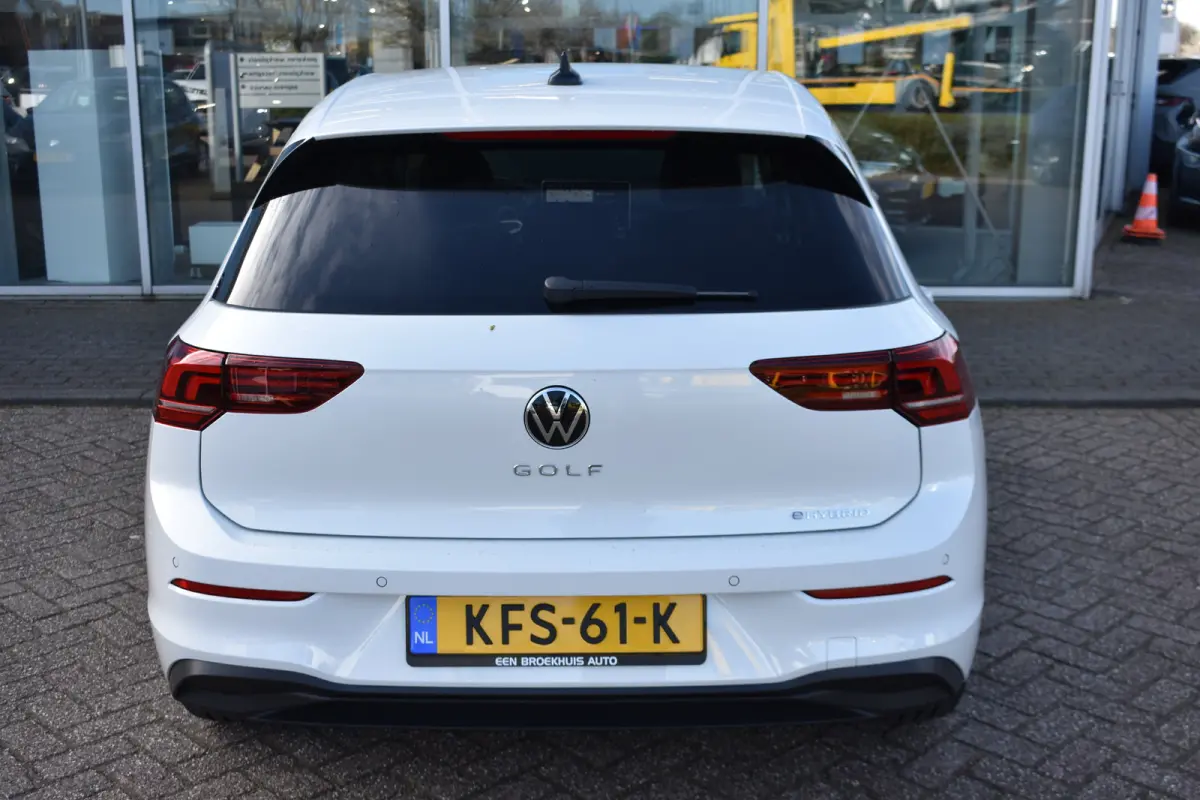 1.5 eHybrid 204PK DSG-6 Life Edition | TREKHAAK | STOEL + STUURVERW. | 18 INCH | NAVIGATIE | APP CONNECT