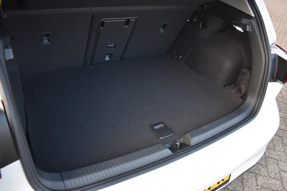 1.5 eHybrid 204PK DSG-6 Life Edition | TREKHAAK | STOEL + STUURVERW. | 18 INCH | NAVIGATIE | APP CONNECT