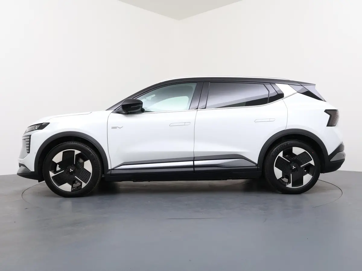 Intense 87 kWh €5.000 Korting | Google Build-in | Elektrische Achterklep | Dakrails | Warmtepomp + Batterij Verwarming | Adaptieve Cruise Control | Keyless Entry  | Privacy Glass | Verwarm